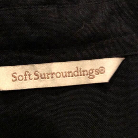 Black basic button up career wear Soft Surroundings black button down hi low shi - Picture 4 of 9